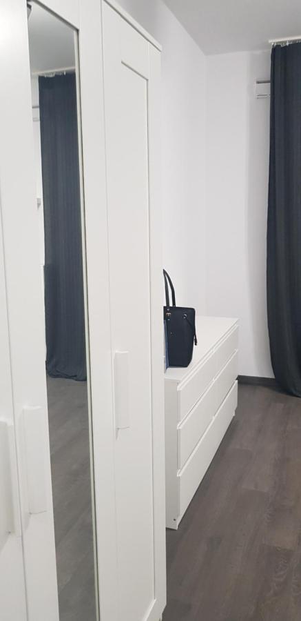 Apartament Kawalerka Mieszkanie Warszawa エクステリア 写真